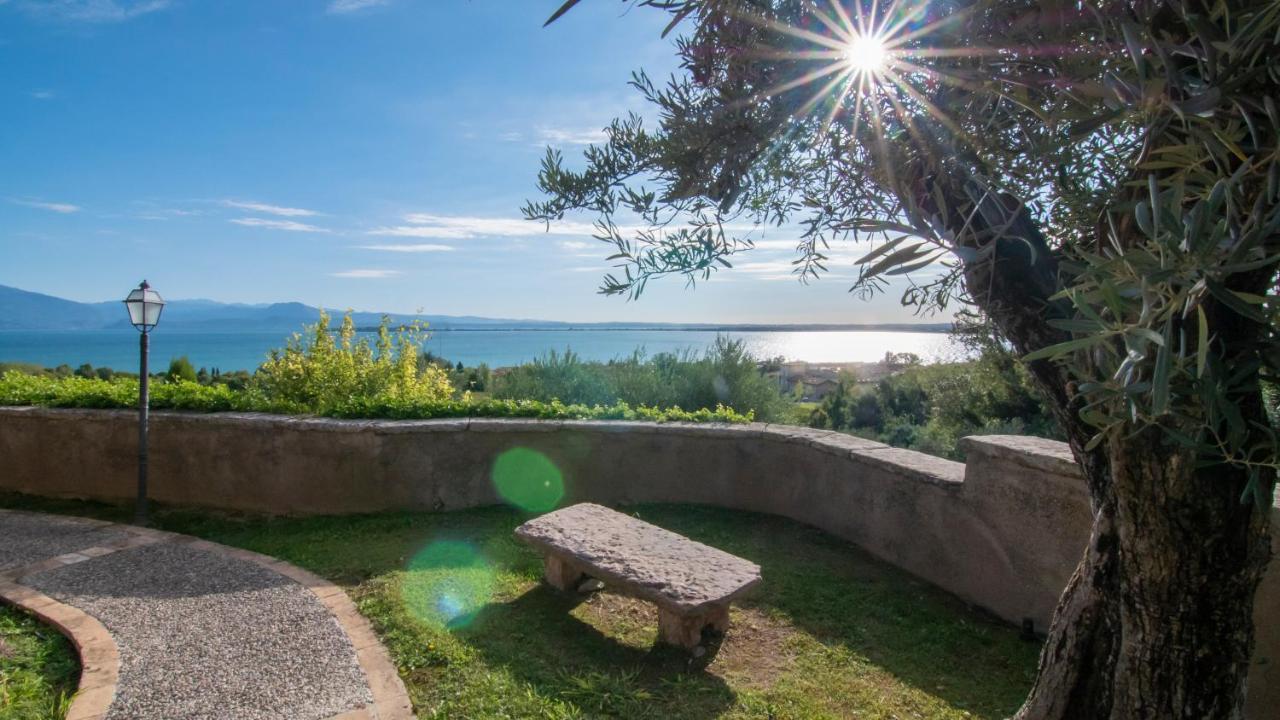 Castello Belvedere Apartments Desenzano del Garda Dış mekan fotoğraf