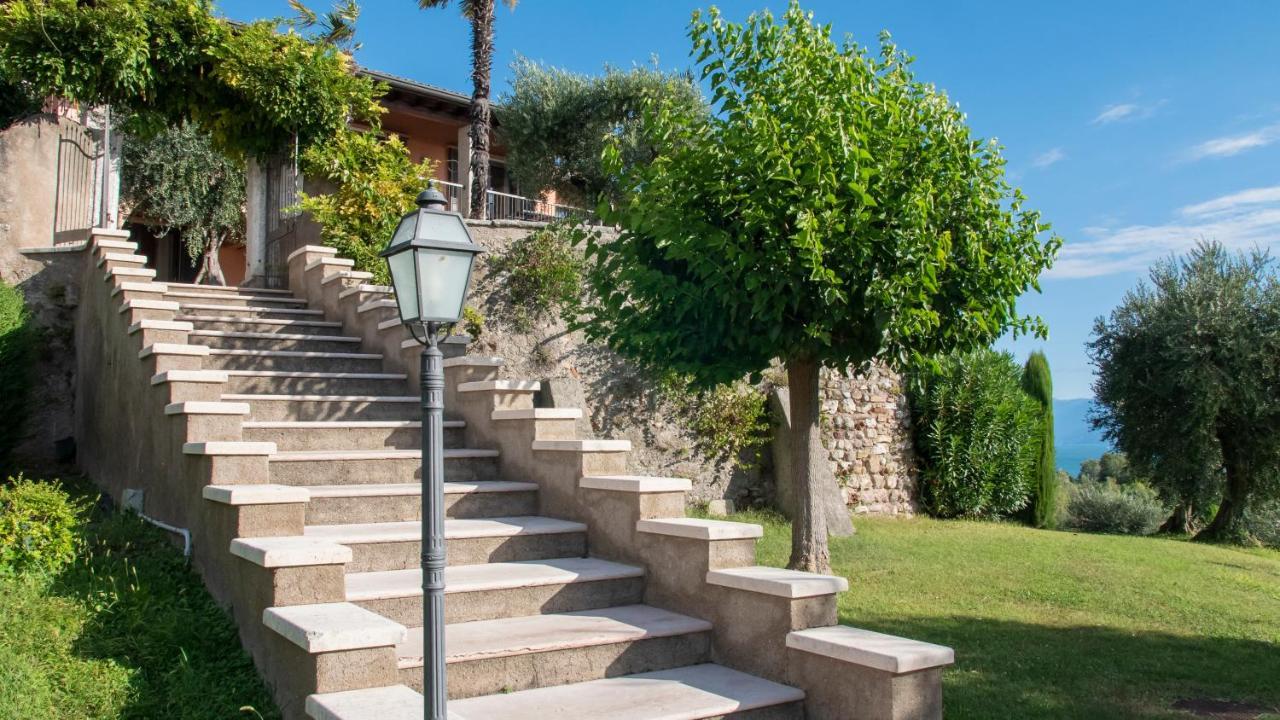 Castello Belvedere Apartments Desenzano del Garda Dış mekan fotoğraf