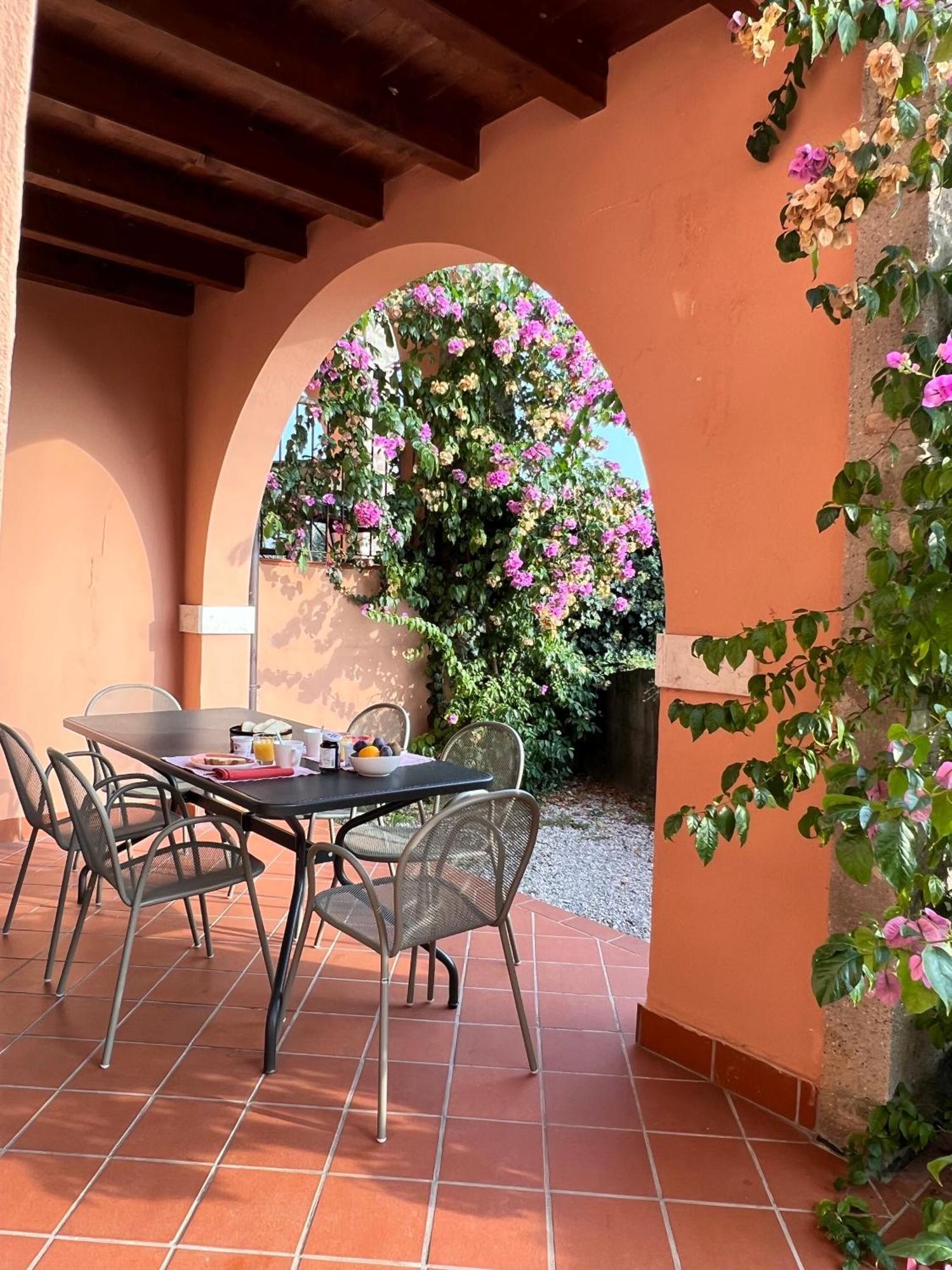 Castello Belvedere Apartments Desenzano del Garda Dış mekan fotoğraf